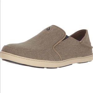 OLUKAI Men's Nohea Lole
Clay w/blue accent
Size 9